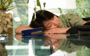 Nghỉ trưa thế nào cho đúng cách và không ảnh hưởng đến sức khỏe?